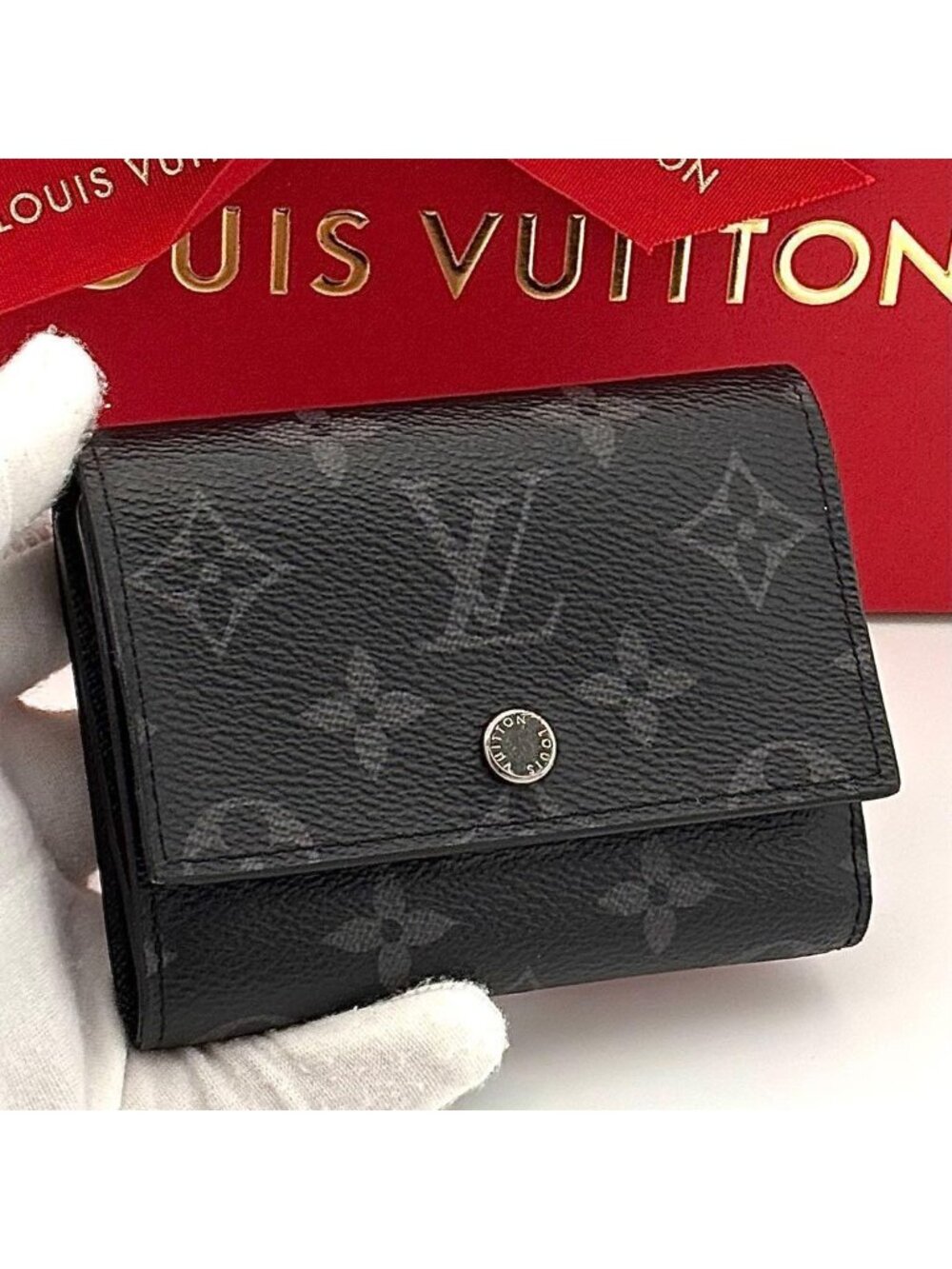 Louis Vuitton Wallet Monogram Eclipse Victor